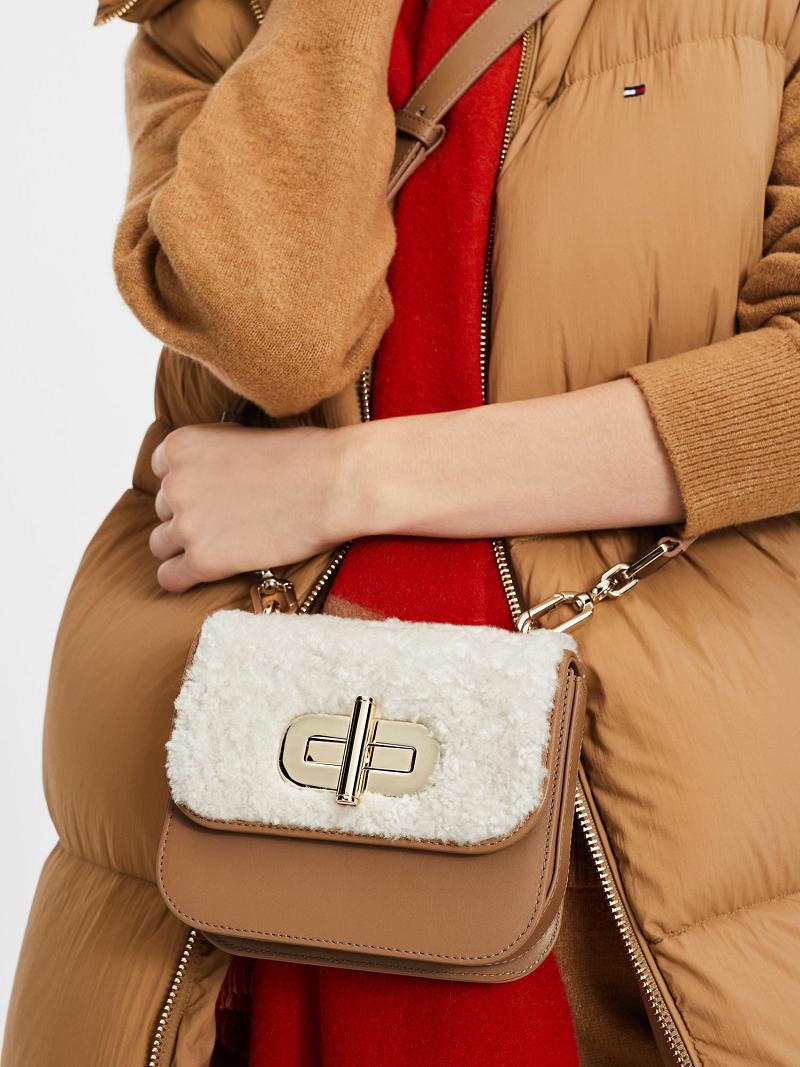 Női Tommy Hilfiger Shearling Mini Crossbody Táska Khaki | HU 645KOR